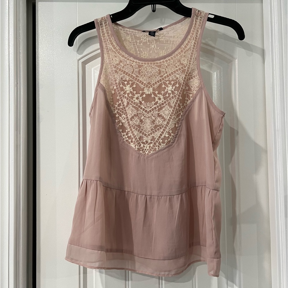 American eagle pink lace tank top